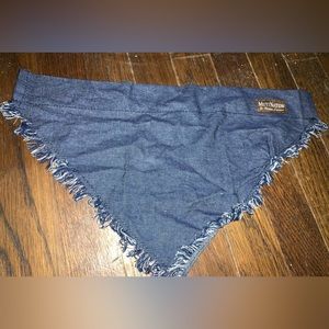 1️⃣0️⃣for$1️⃣0️⃣ 4 Mutt Nation by Miranda Lambert 
over collar bandannas